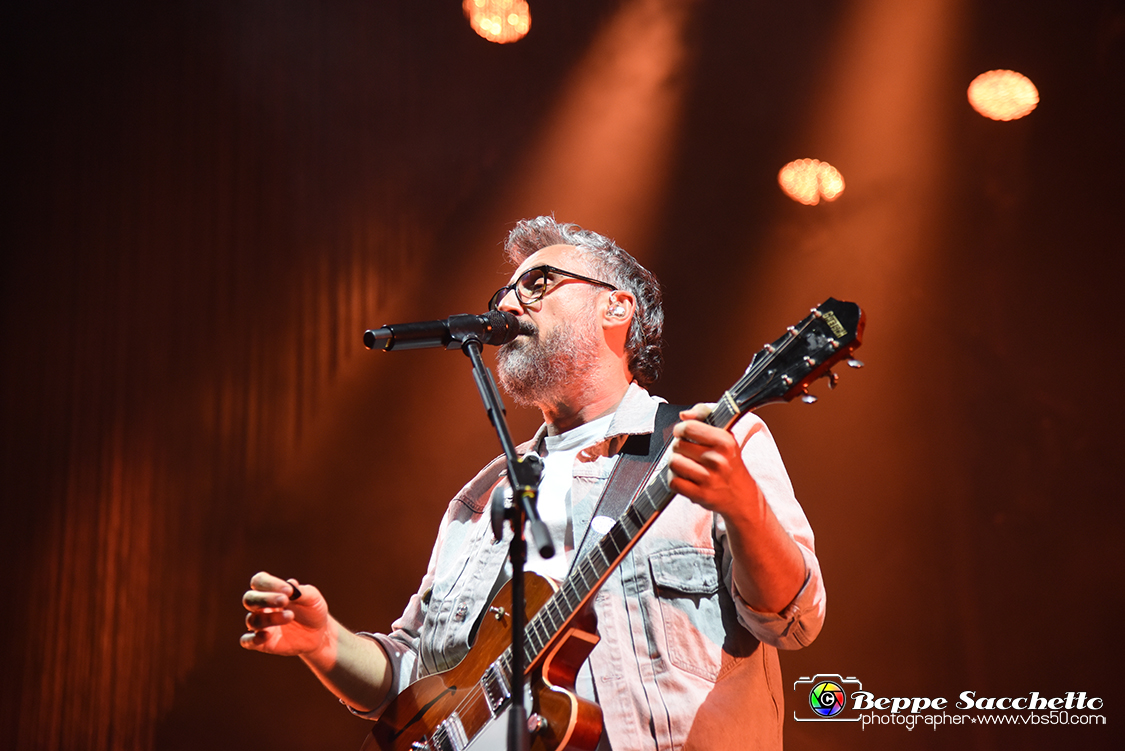 VBS_9431 - Concerto Brunori sas - Tour 2022.jpg